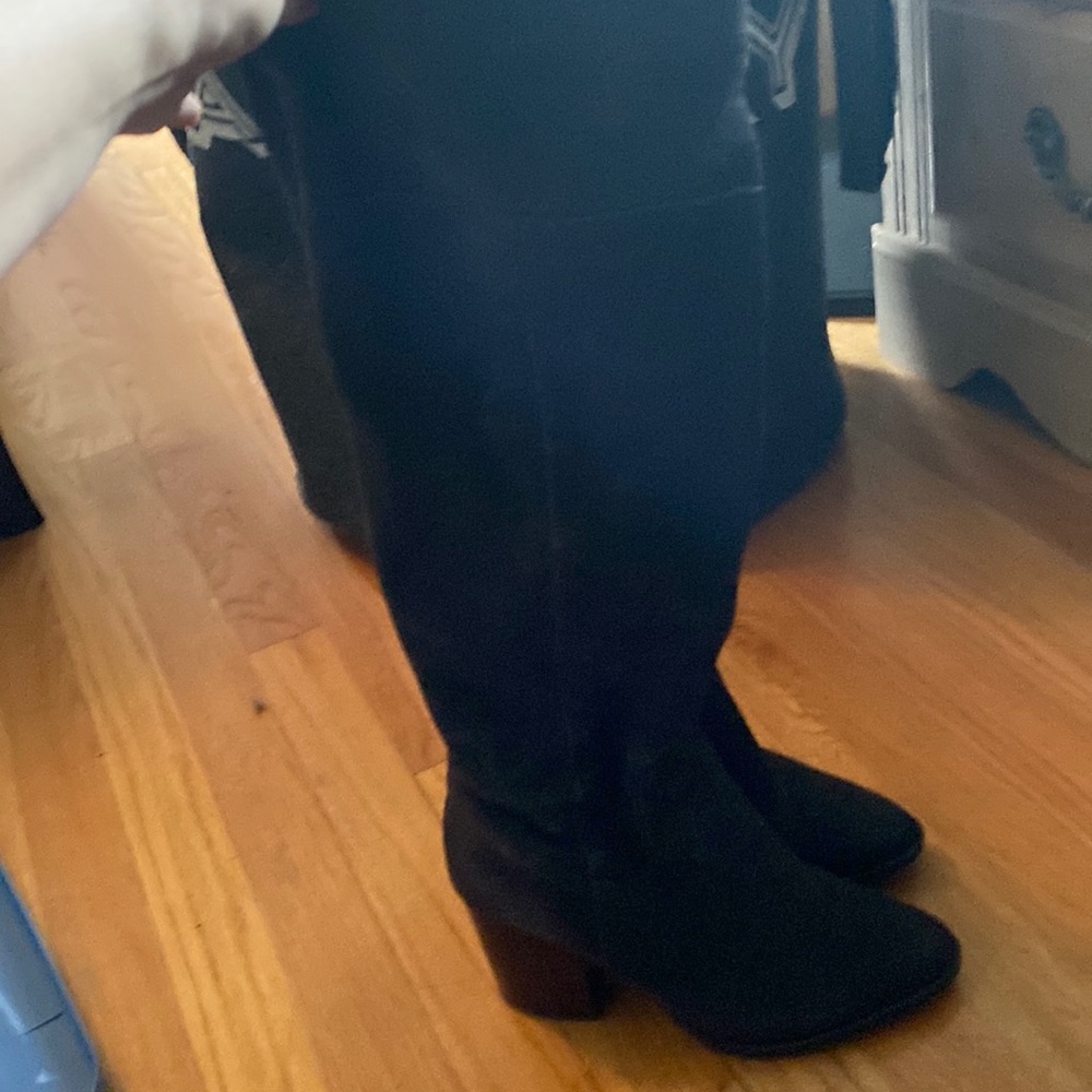 COPY - Steve Madden over the knees boot